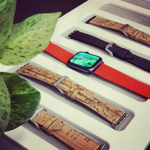 La collection @nuuk_applewatch de bracelets #AppleWatch #vegan au grand complet 😎🌱 #apple #applewatchband #watchporn #watchesofinstagram #applewatchfanz #instawatch #agavepower #starmania #bamboogie #pinacolada